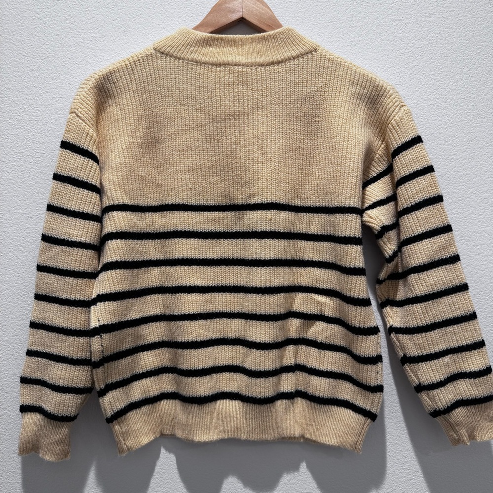 Knitted Sweater - Picture 4 of 5
